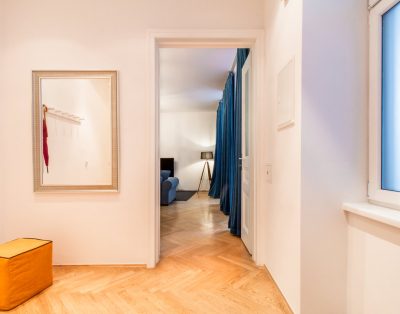 Elegante Unterkunft mit Balkon nahe dem Raimund Theater Wien