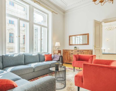 City apartment near Belvedere Palace & city center